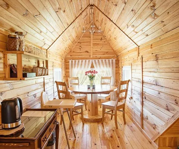 Skansen Bicz 리조트 Stare Miasto (Konin)